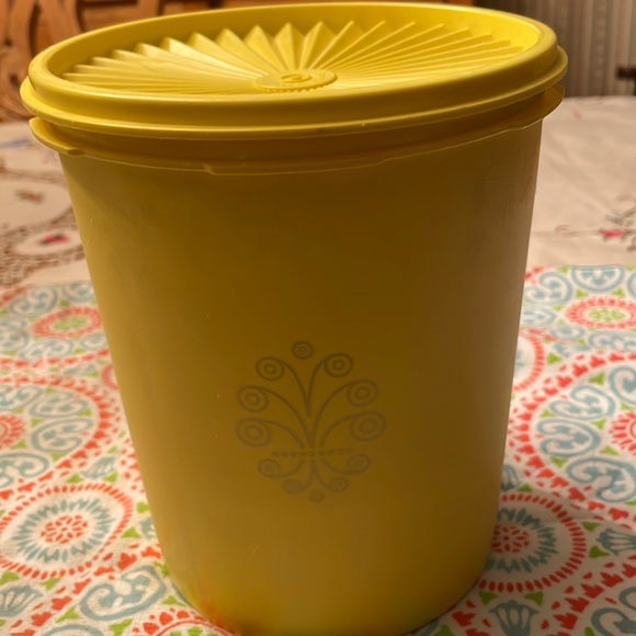 Tupperware Kitchen Vintage Number 87 Tupperware Canister With Lid